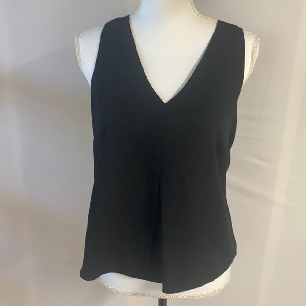 Banana republic V-neck top
